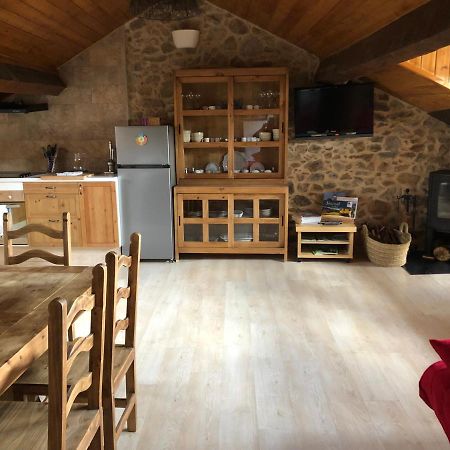 Charmant Appartement Dans Le Village/Coqueto Apartamento En El Pueblecito La Cabanasse ภายนอก รูปภาพ