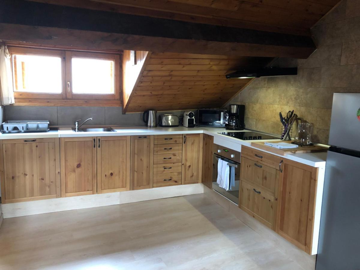 Charmant Appartement Dans Le Village/Coqueto Apartamento En El Pueblecito La Cabanasse ภายนอก รูปภาพ