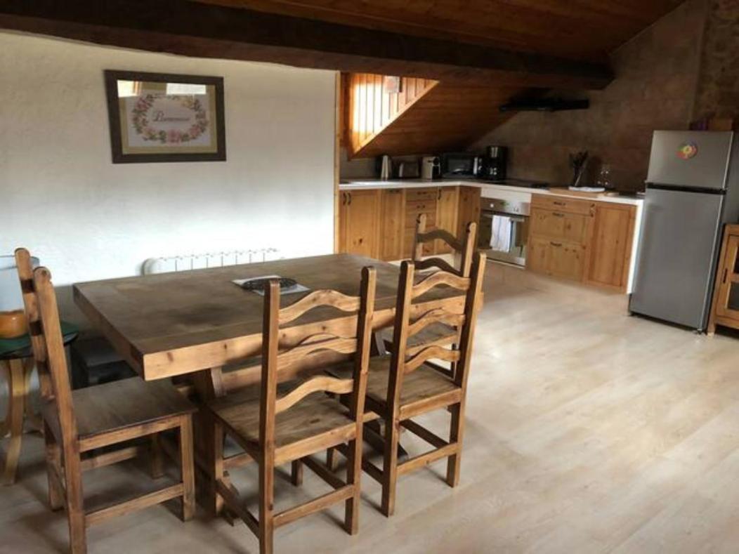 Charmant Appartement Dans Le Village/Coqueto Apartamento En El Pueblecito La Cabanasse ภายนอก รูปภาพ