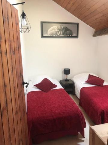 Charmant Appartement Dans Le Village/Coqueto Apartamento En El Pueblecito La Cabanasse ภายนอก รูปภาพ
